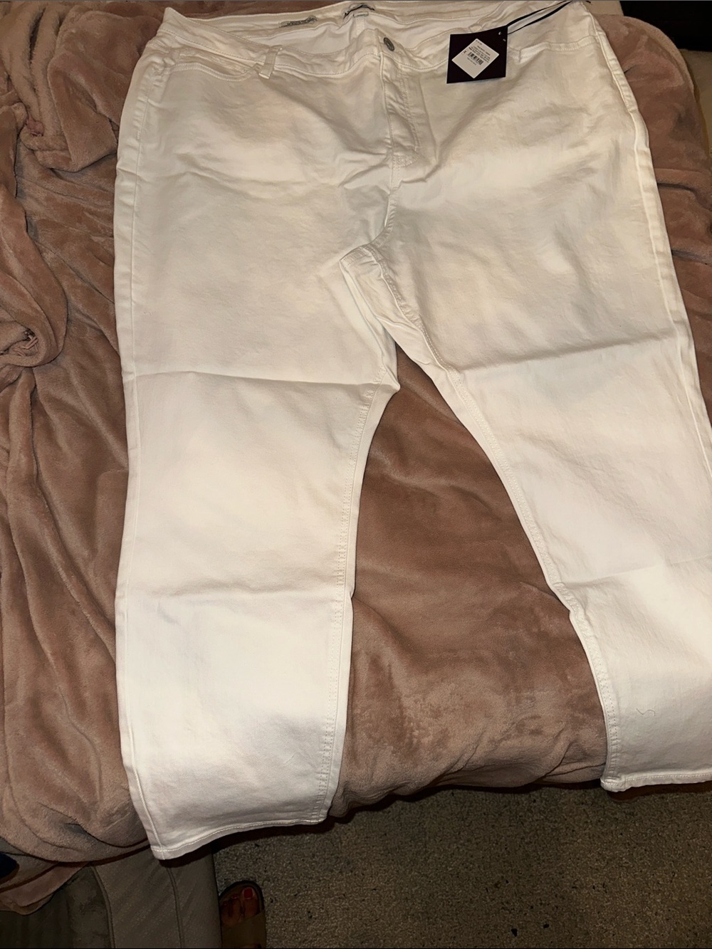 Ava & Viv White Jeans